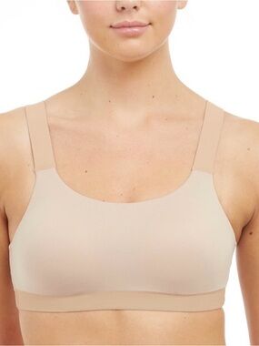 SPANX Nude Seamless Wireless Bra